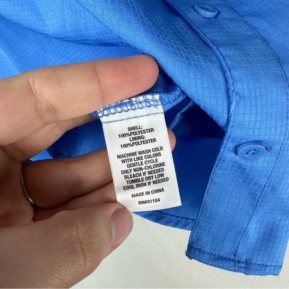 NEW Ocean Coast Bluetiful Blue Button Up Short Sleeve Shirt Size Medium - Picture 6 of 10